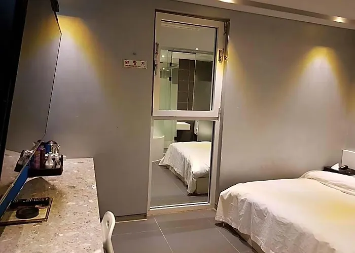 Hotel Star 3*