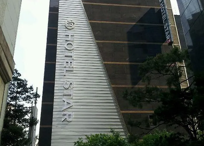Star 3*