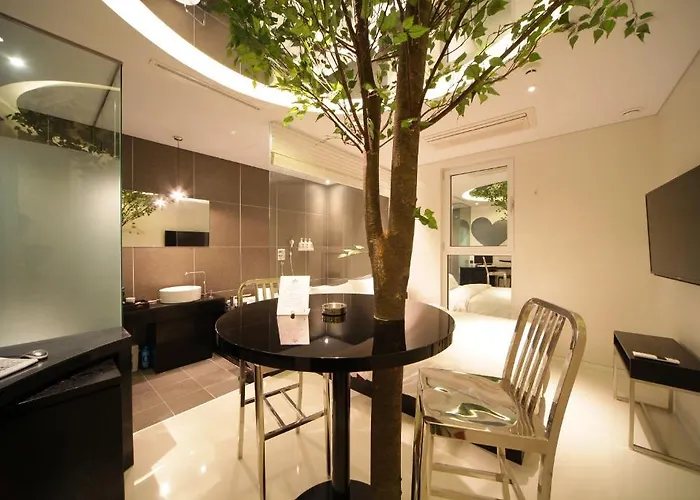 Star Hotel 3*